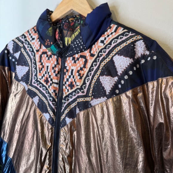 Farm Rio NWT Borogodo Reversible Metallic Quilted Patchwork Puffer Coat Jacket - Picture 11 of 17